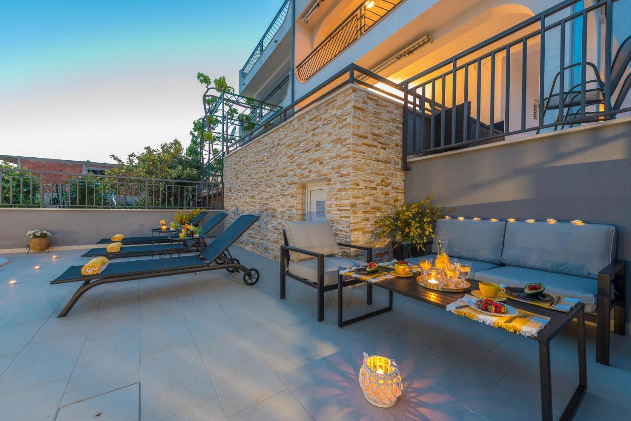 Seaview With Pool - Cotton * Trogir